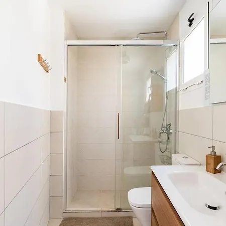 3 Bedrooms Seaview In Historical Center Apartment